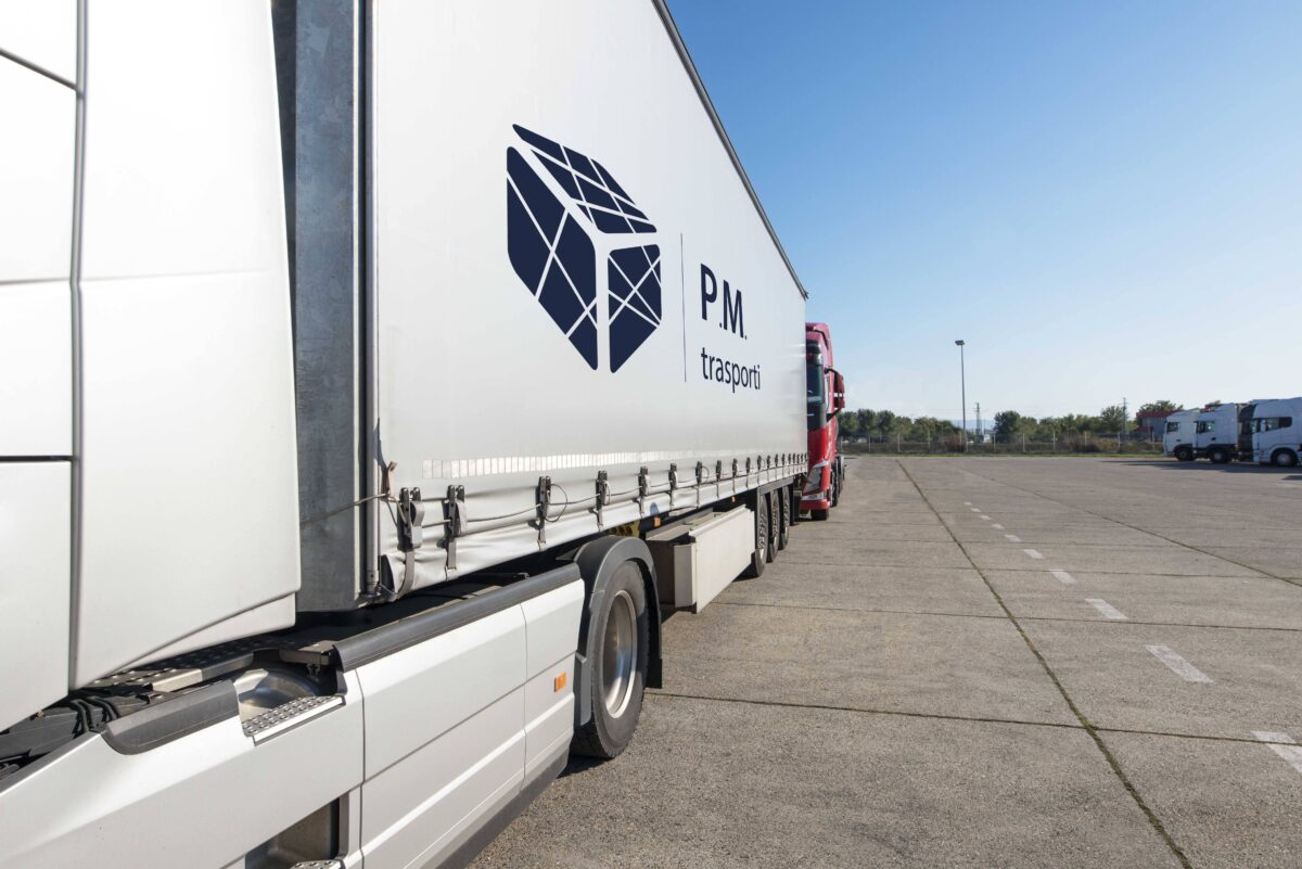 PMtrasporti-camion-1-1200x801.jpg